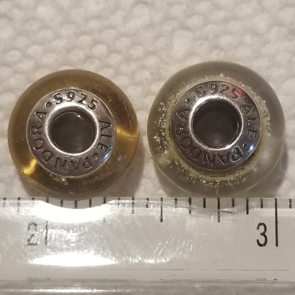 NFS. ...spot a faux Pandora Disney Murano - Belle - Picture 4 of 4